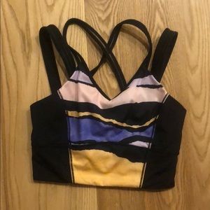 Strap oh Lululemon Crop Top / Sports Bra